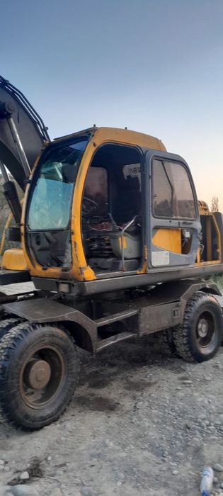 Volvo 130 holati idiyal