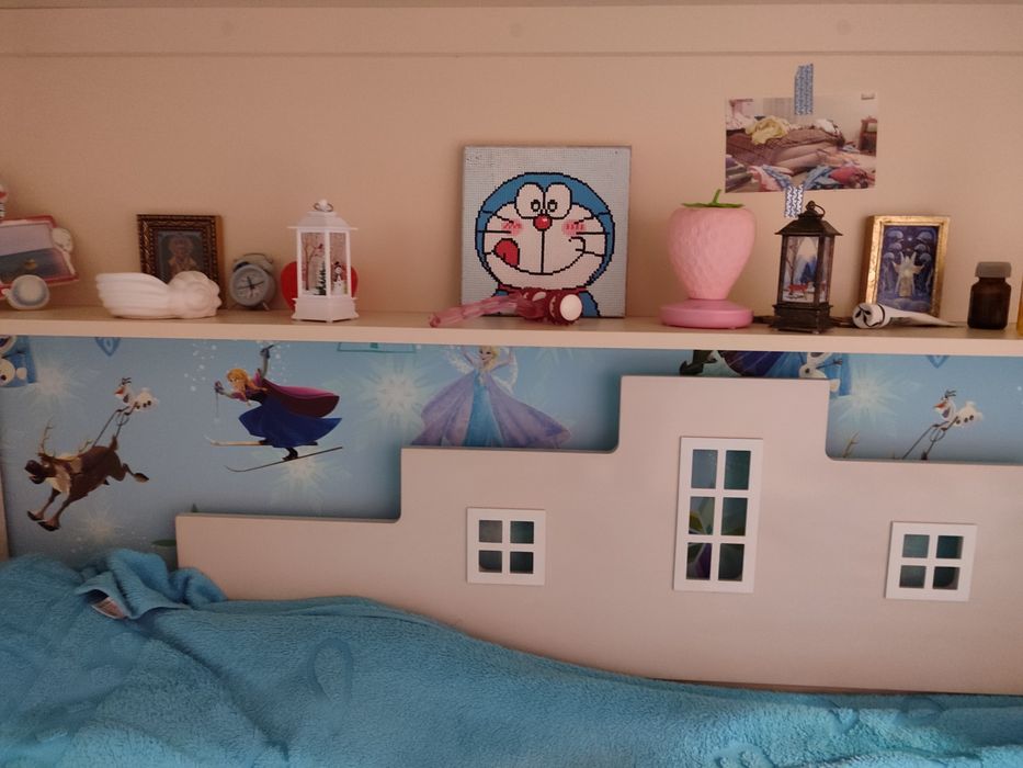 Продам кровать детскую.