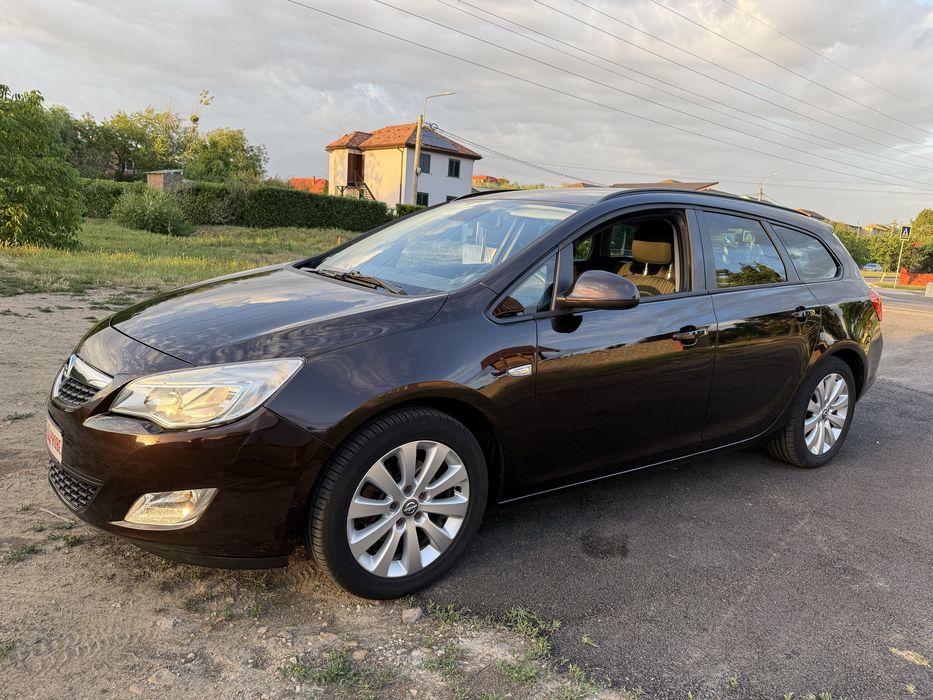 Opel astra j 1.7cdti 125 cp 2012 ulei filtre noi tehnic optic top