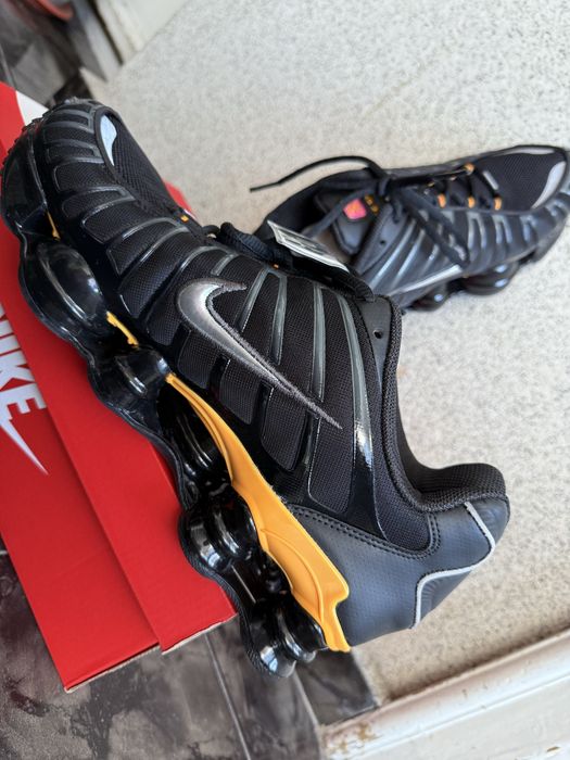 Маратонки Nike SHOX TL