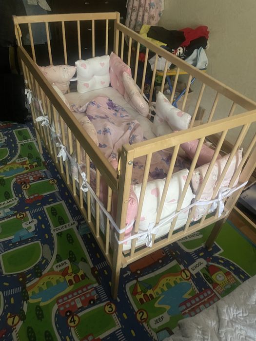 Продам манежь