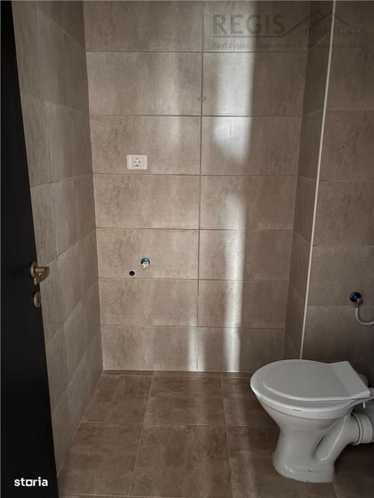 Apartament 2 camere, 2 bai, 2 balcoane, parcare-Subcetate
