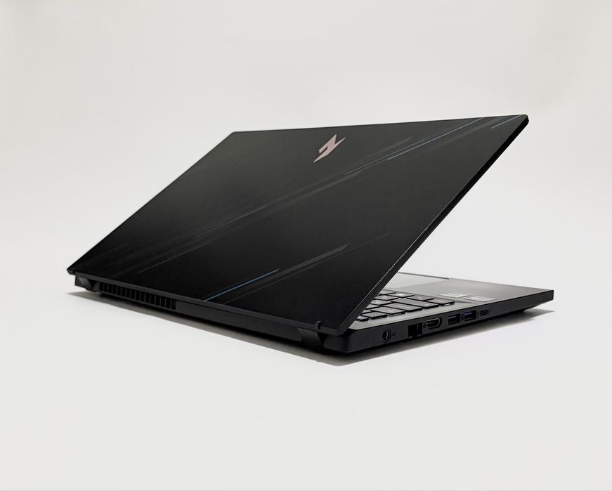 ACER Nitro V15/165Hz IPS/i9-13900H 24MB/RTX 4060 8GB/16GB DDR5/1TB/Гаранция