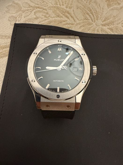 Hublot classic fusion 42mm titanium
