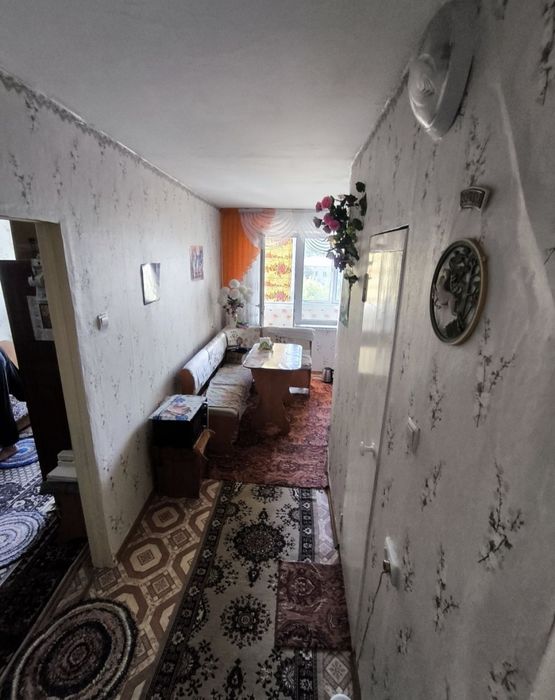 Продам 1 комн.кв.гост.типа. 19 мкр.