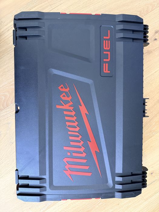 Milwaukee M12 2553 FID - 147 Nm