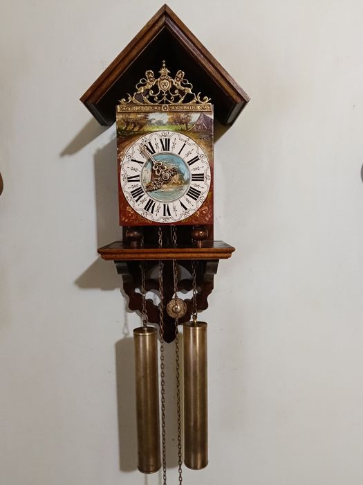 Ceas de perete cu pendul model olandez pictat manual