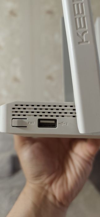Wi-Fi роутер Keenetic.