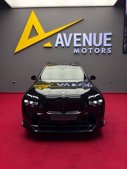 В продаже BMW X7 xdrive40i 2023