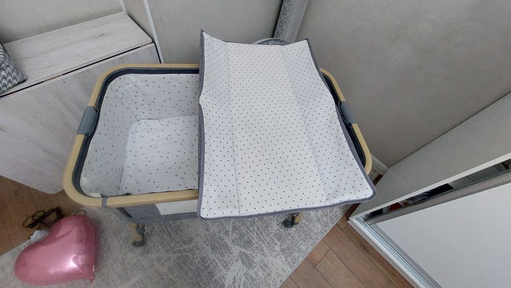 Детский манеж кравать сатылады.