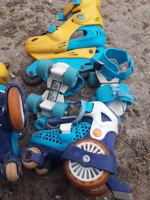 роликовые коньки.