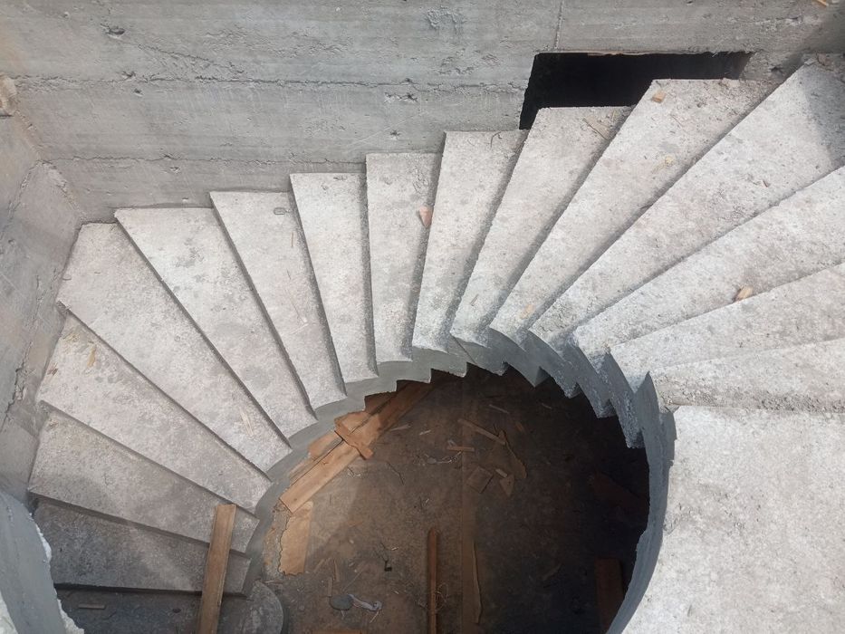 Sifatli beton zinalar