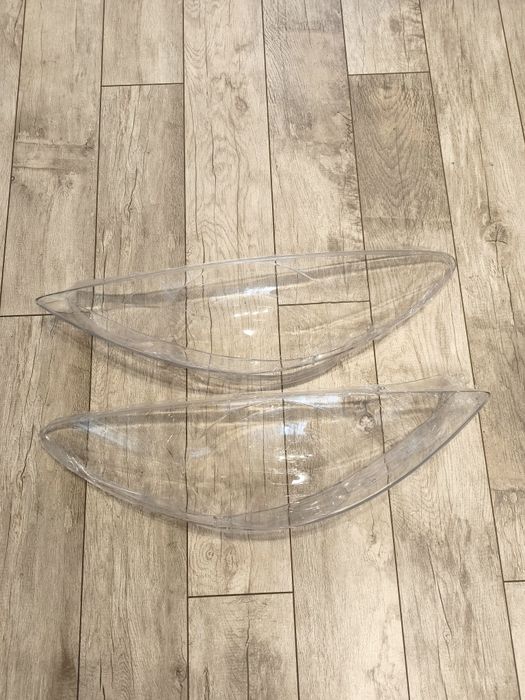 Стекло фары Peugeot 307