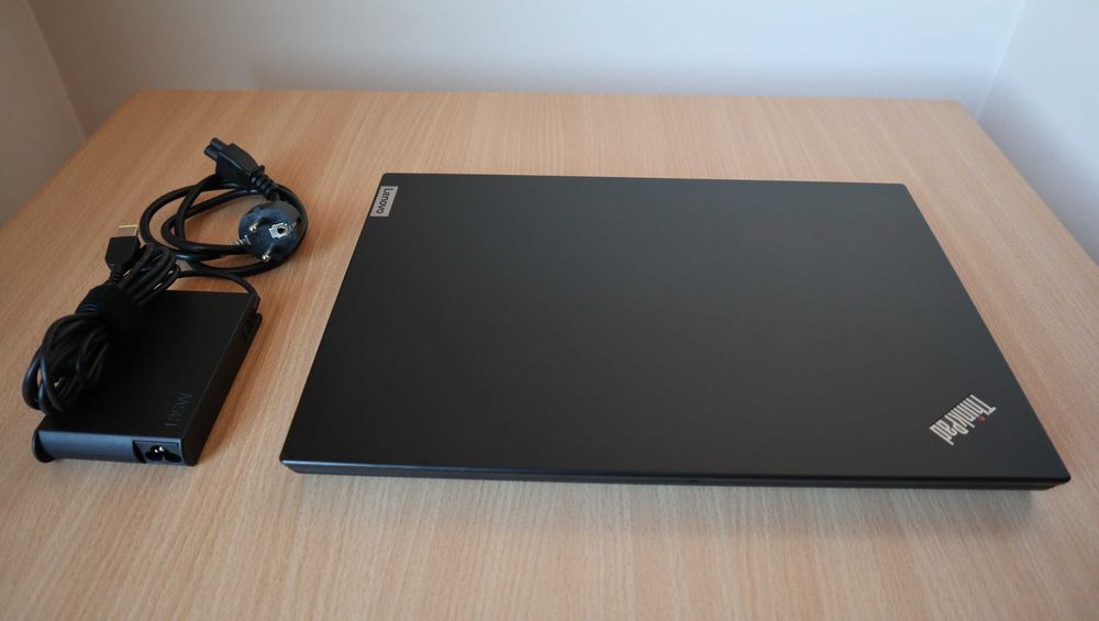 Lenovo ThinkPad T15p NVIDIA GTX 1050 4K/ i7 10750H / 512GB NVMe / 32GB