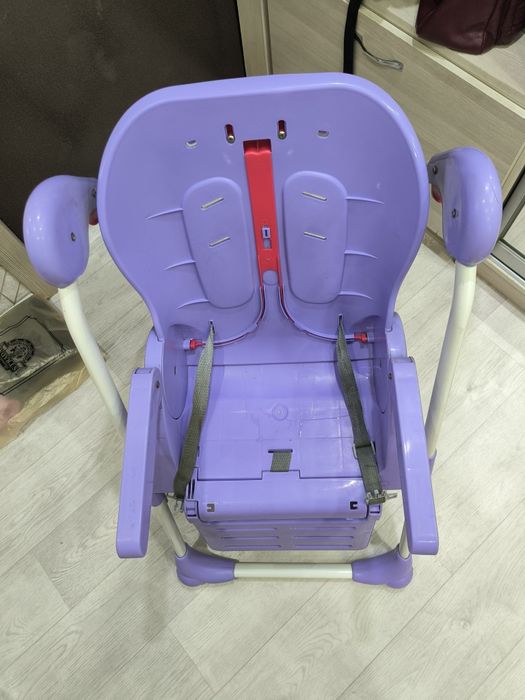 Отдам стульчик для кормления