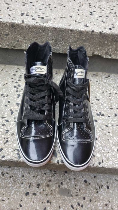 Обувки mat star 39