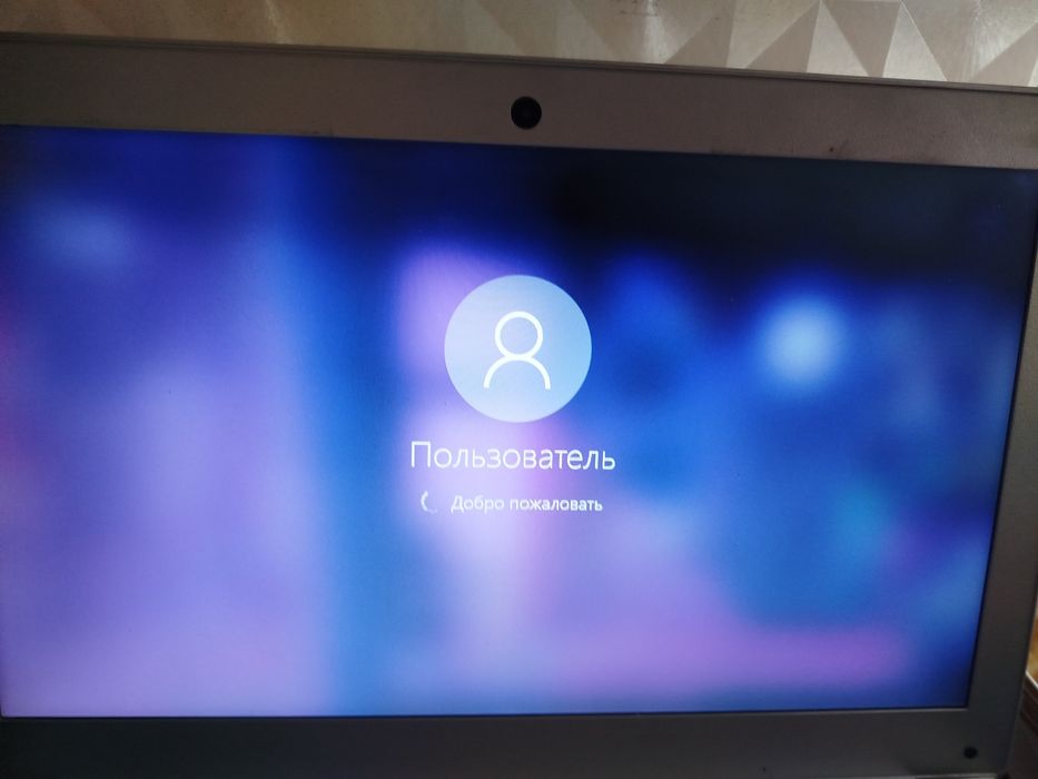 Продается   нетбук.