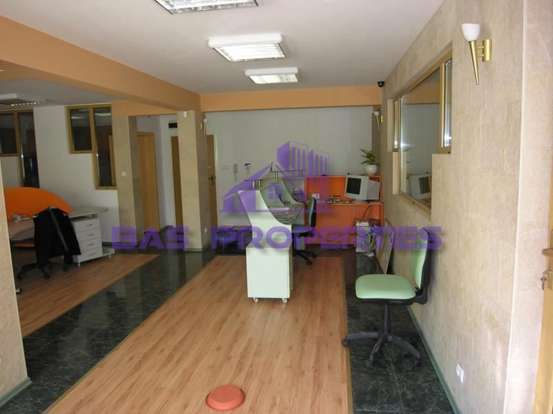 Продава се Офис в София, Оборище - 200 кв.м за 2750 €/кв.м - Снимка #6