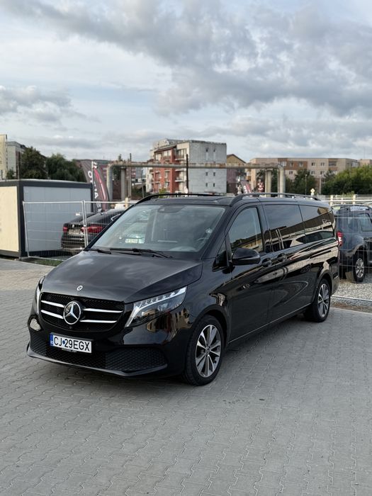 Rent a car - inchirieri microbuz Mercedes V class V300,Van/duba