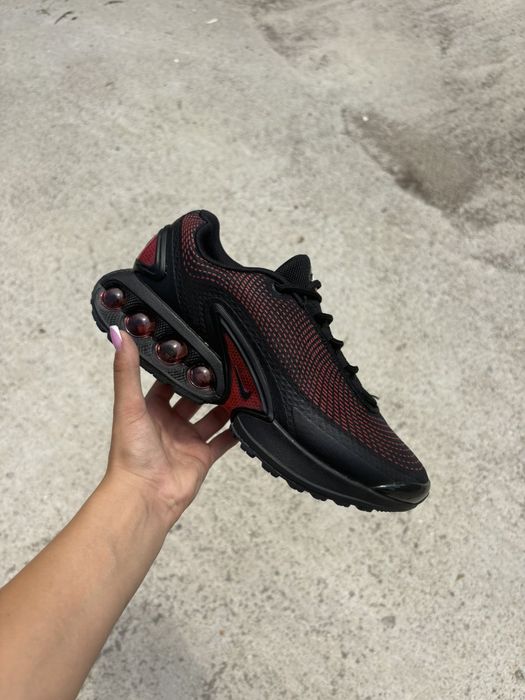 Dn Black and Red