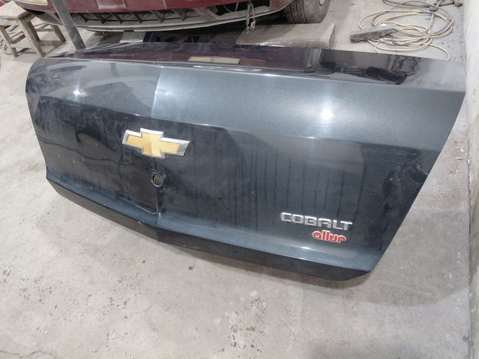 Крышка багажника на Кобальт
