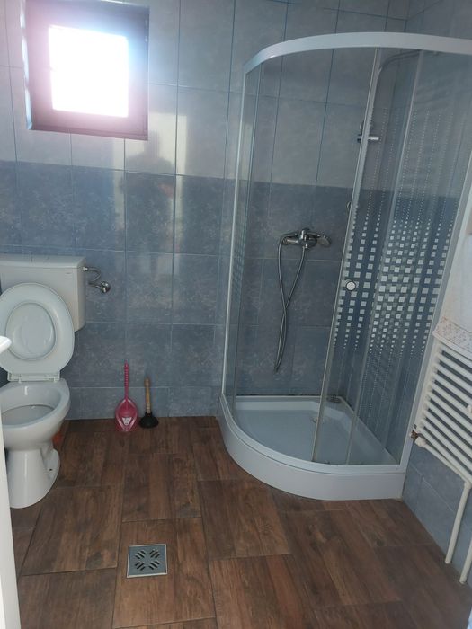 Cazare echipe de muncitori