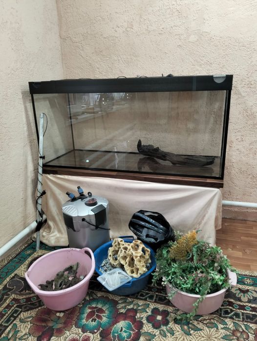 Продам аквариум за 100000