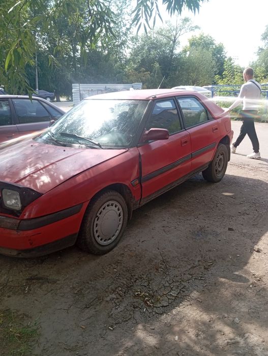 Продам Мазду 323