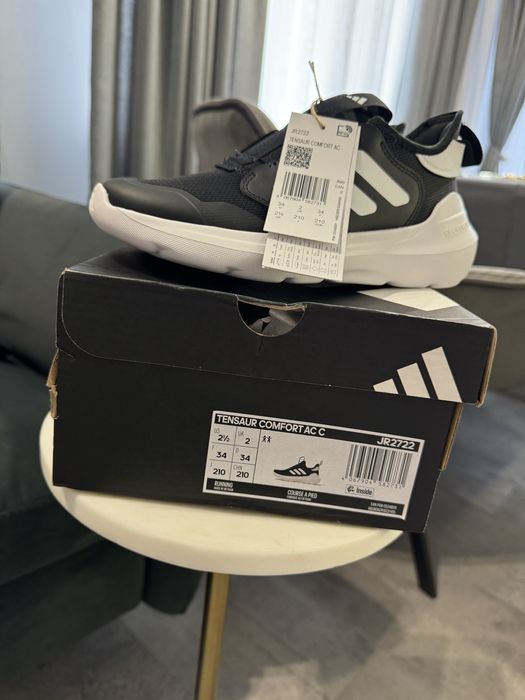 Маратонки Adidas