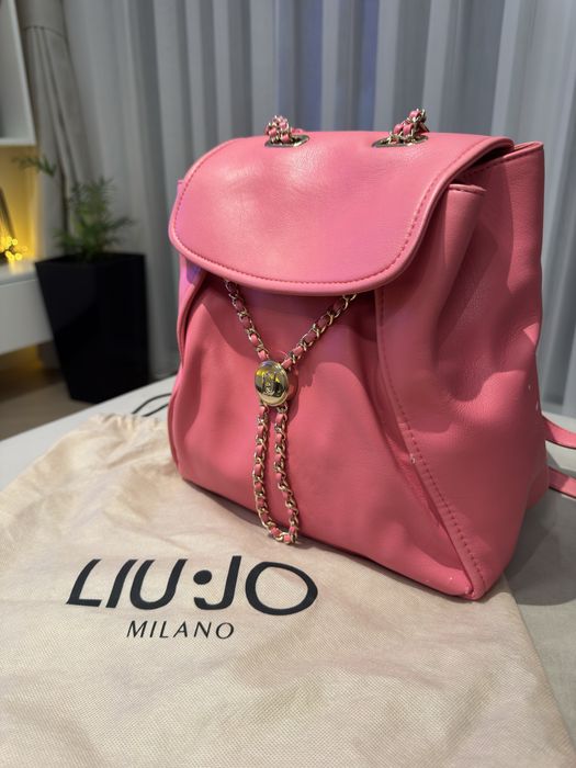 Кожена раница на марката Liu Jo