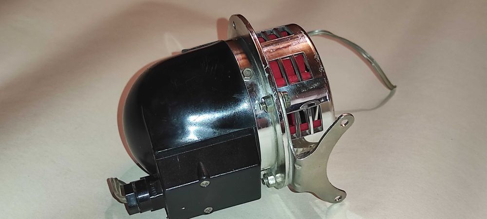- Sirena MINI CELERE 12 V impecabila made in italy