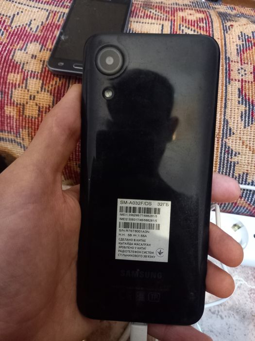 Телефон на запчасти