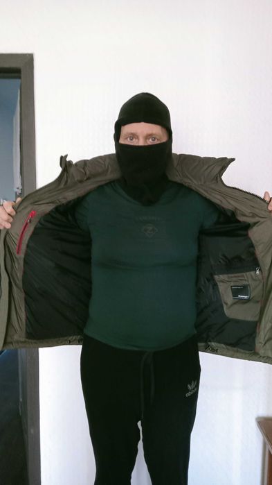 Куртка спортивная