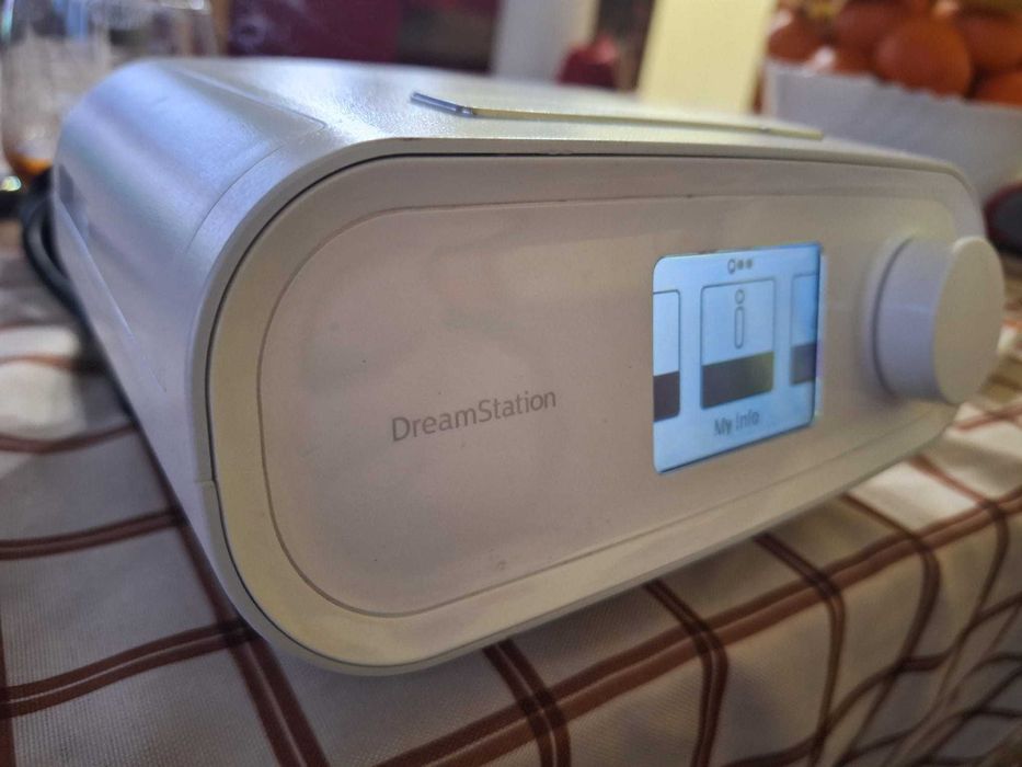 Aparat tratament apnee cpap Philips dreamstation.