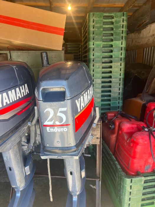 Продам мотор Yamaha ямаха 25 и 30