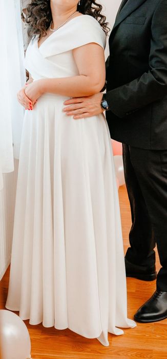 Vând rochie de mireasă Fiona SN-195