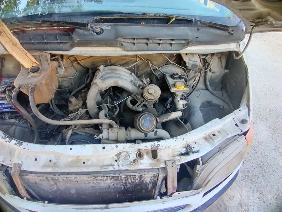 Ford tranzit sotiladi