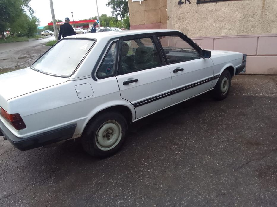 Продам две Ауди 80 б2 .