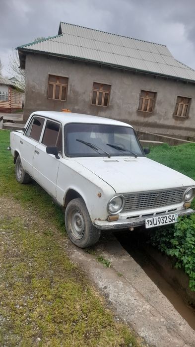 Jiguli 21011 Sotiladi