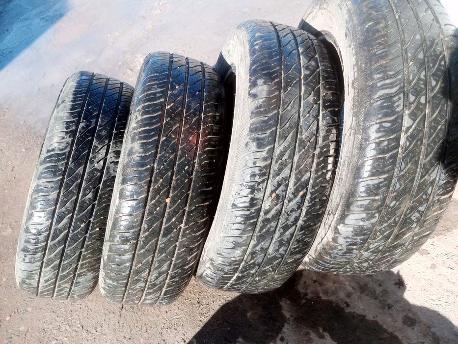 Продам комплект шин