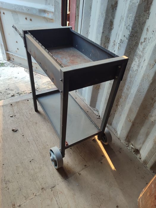 Мангал на колесах