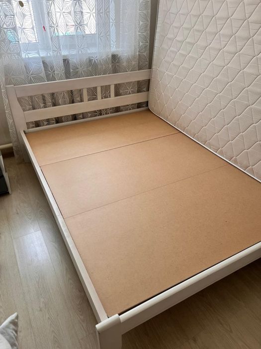 Кровать отличного качества