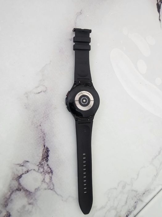 Продам умные часы samsung watch 44mm classik