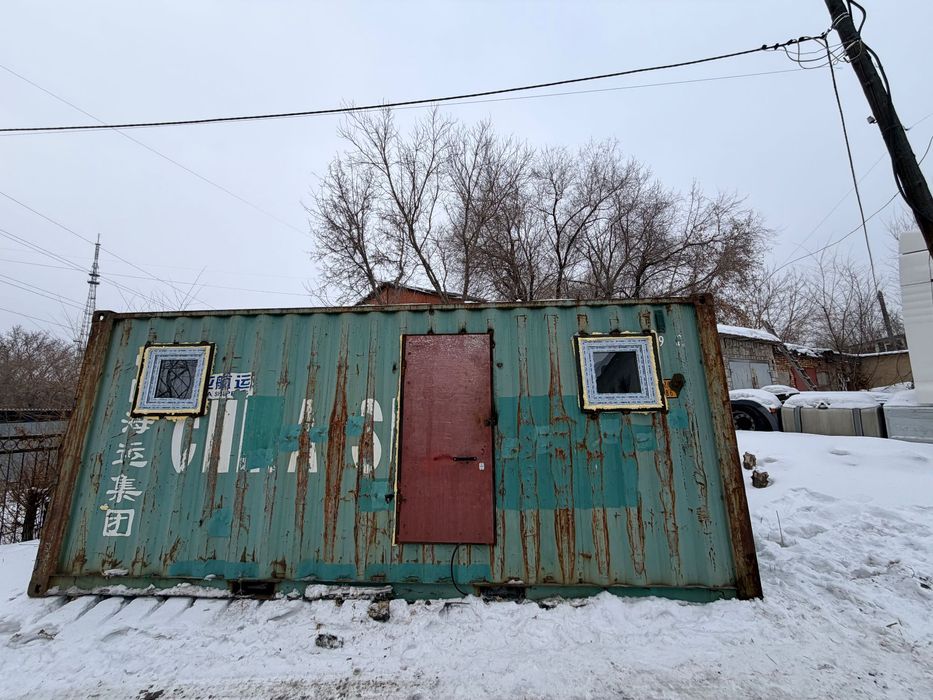 Контейнер утепленный с вентиляцией и электрикой