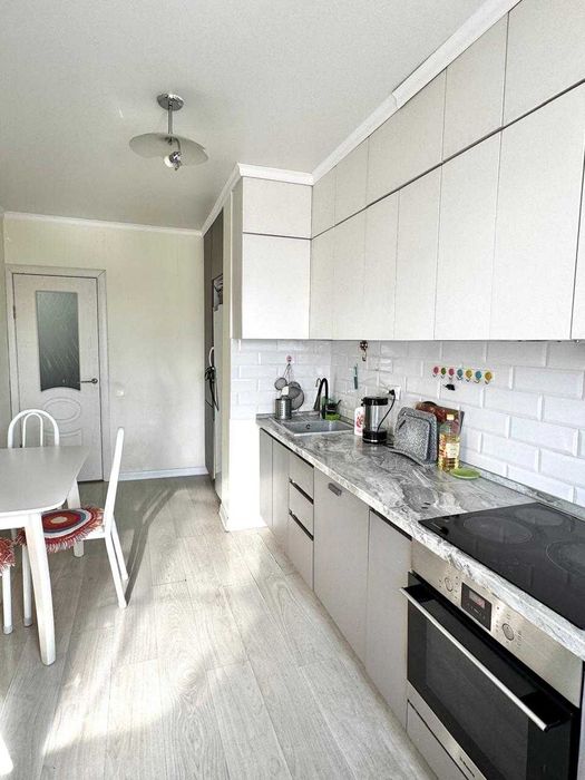 4-к ЖК Нур Евразия продам!