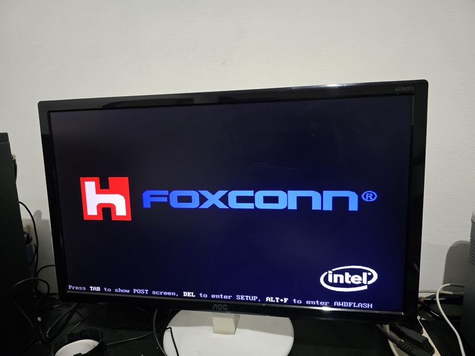 Monitor LED  AOC 23"