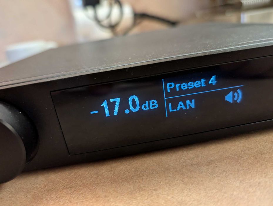 miniDSP SHD studio DSP 2x2CH processor, streamer, DIRAC