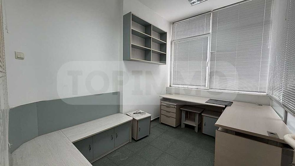 Дава се под наем Офис в Варна, Център - 85 кв.м за 797.64 € - Снимка #6