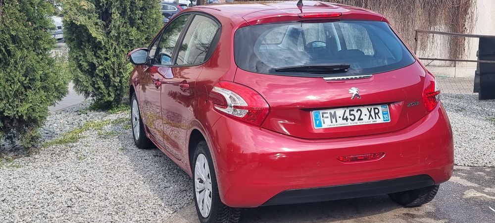 Peugeot 208 1.2 Benzina Euro 5 Navigație Touch Screen //Clima//