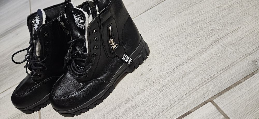 Ghete dama marimea 25 Nou